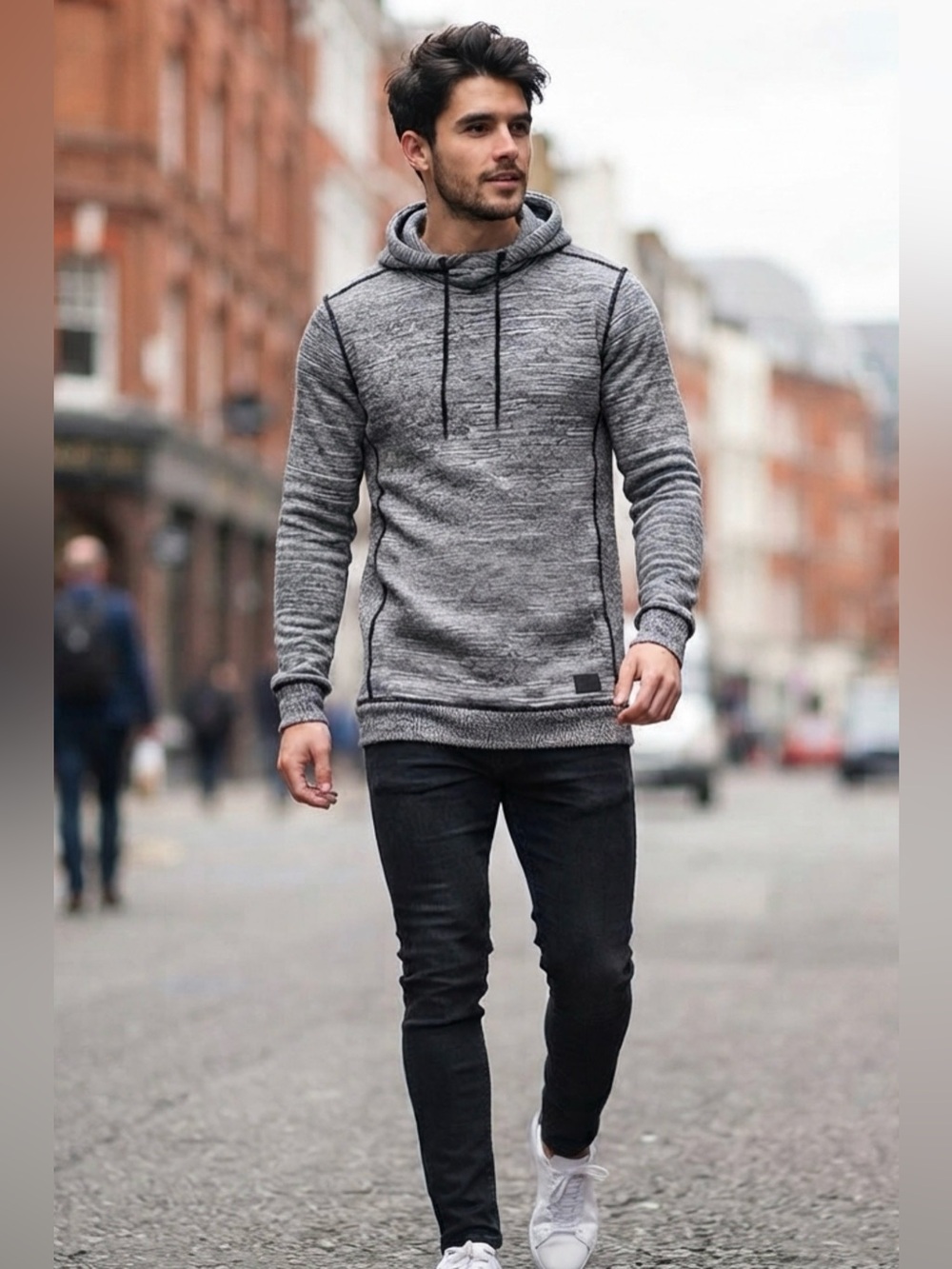PERFORMANCE RAGLAN PULLOVER HOODIE
